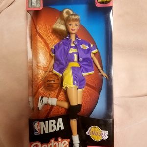 NIB Lakers NBA Barbie